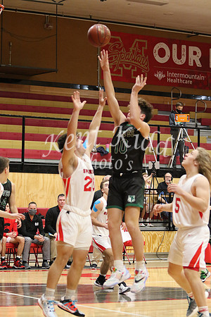 007-12-12-20 G Canyo  vs Minico0003